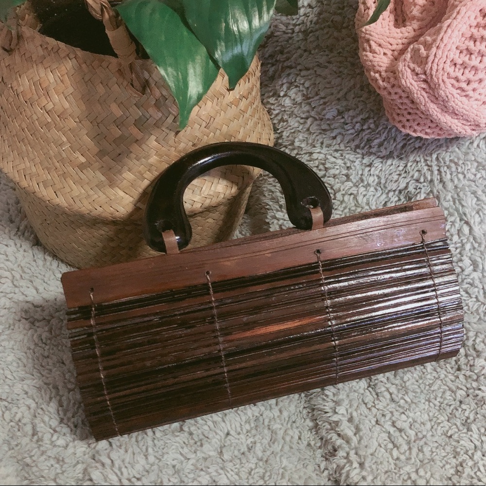 NEW! Hand-crafted Wooden Bermuda Bag
